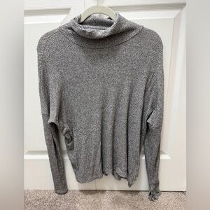 Aerie Gray TurtleNeck Sweater